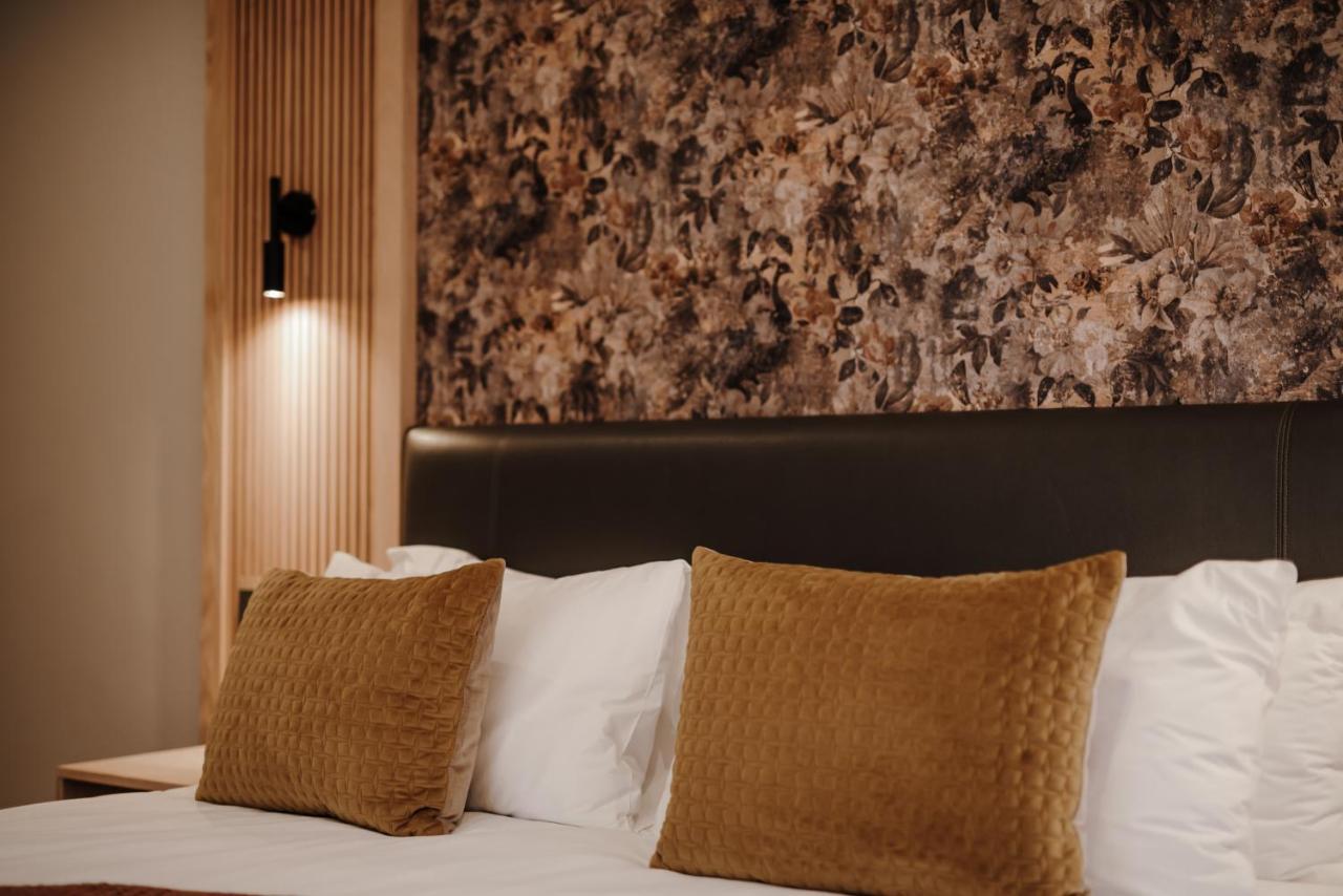 ג'ורג' The Hawthorn Boutique Hotel מראה חיצוני תמונה